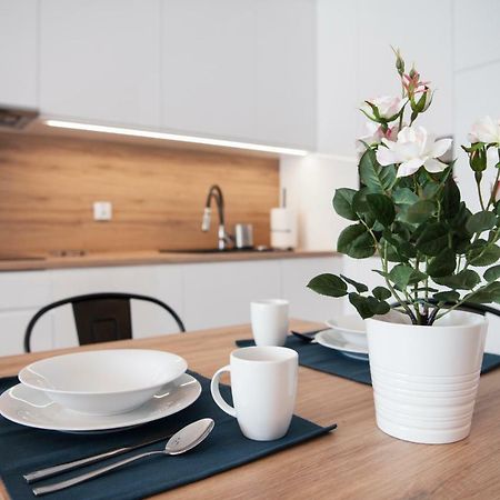 Unique 3City Apartments - Grey Apartment 그단스크 외부 사진