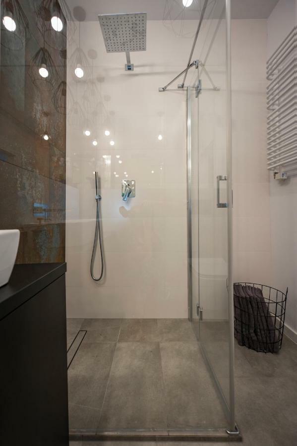 Unique 3City Apartments - Grey Apartment 그단스크 외부 사진